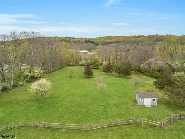 1029 Old Chester, Chester Twp., NJ 07931