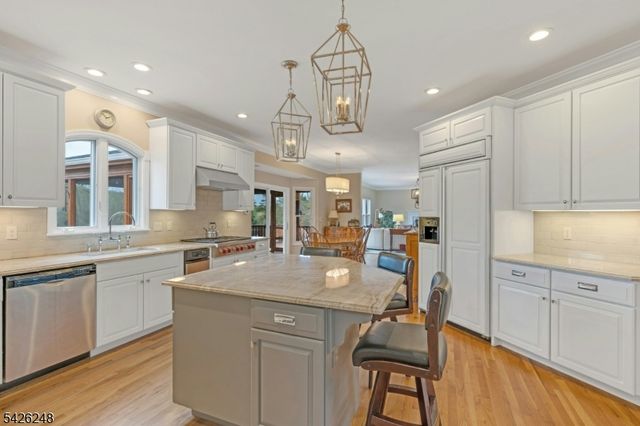 1029 Old Chester, Chester Twp., NJ 07931