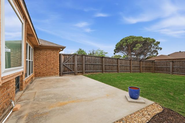 1638 Sunswept Terrace, Lewisville, TX 75077