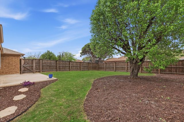 1638 Sunswept Terrace, Lewisville, TX 75077