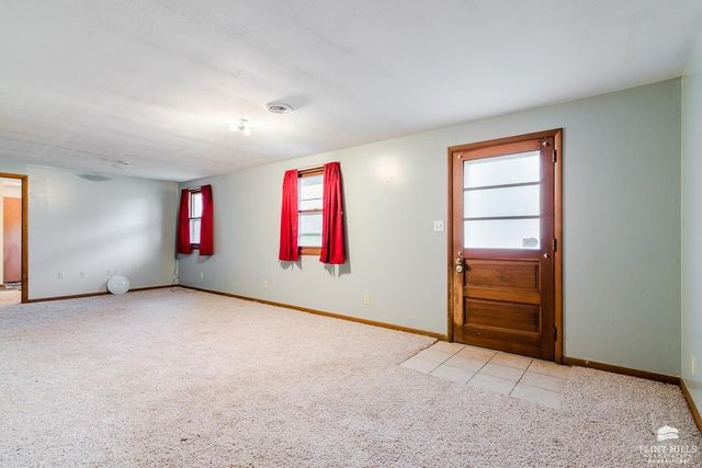 2600 Sumac Drive, Manhattan, KS 66502