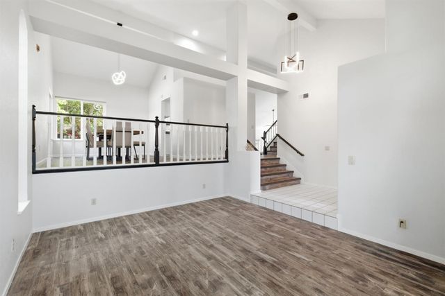 172 Silberhorn Dr, Folsom, CA 95630