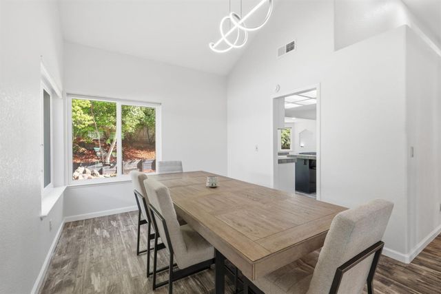 172 Silberhorn Dr, Folsom, CA 95630