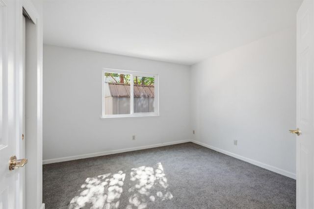 172 Silberhorn Dr, Folsom, CA 95630