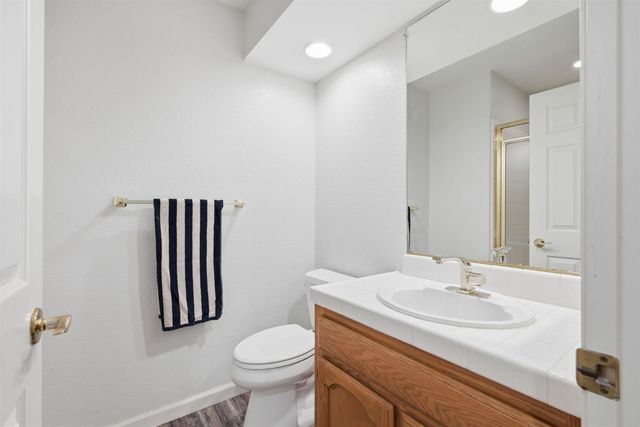 172 Silberhorn Dr, Folsom, CA 95630