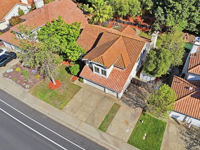 172 Silberhorn Dr, Folsom, CA 95630