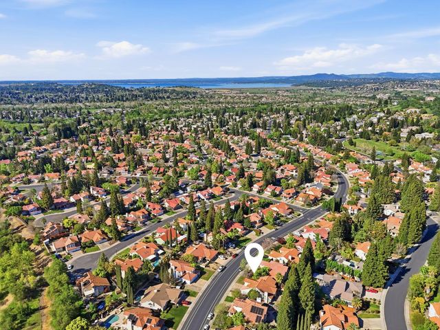 172 Silberhorn Dr, Folsom, CA 95630