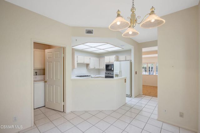 5614 Roundtree Place, Westlake Village, CA 91362