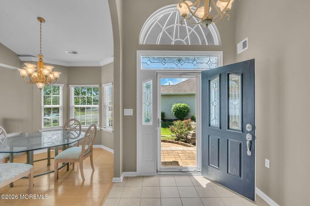 5 Ferrara Court, Manchester, NJ 08759