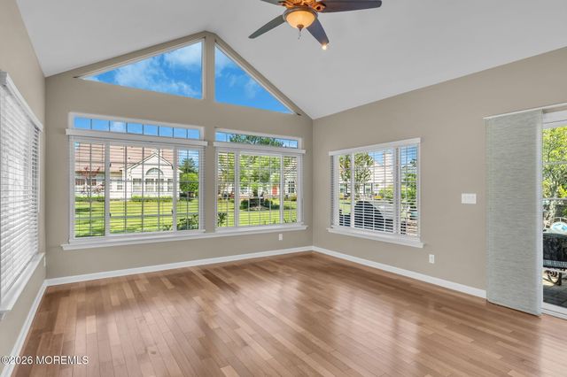 5 Ferrara Court, Manchester, NJ 08759
