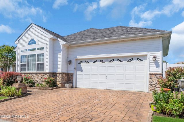 5 Ferrara Court, Manchester, NJ 08759