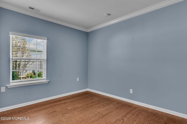 5 Ferrara Court, Manchester, NJ 08759
