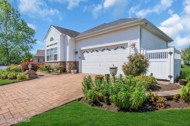 5 Ferrara Court, Manchester, NJ 08759