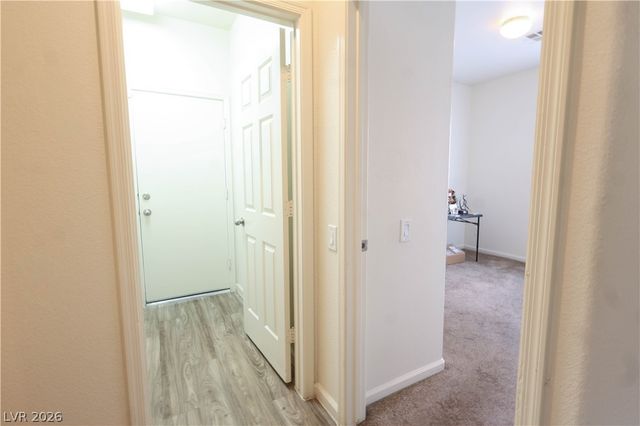 6928 Dipper Avenue, North Las Vegas, NV 89084