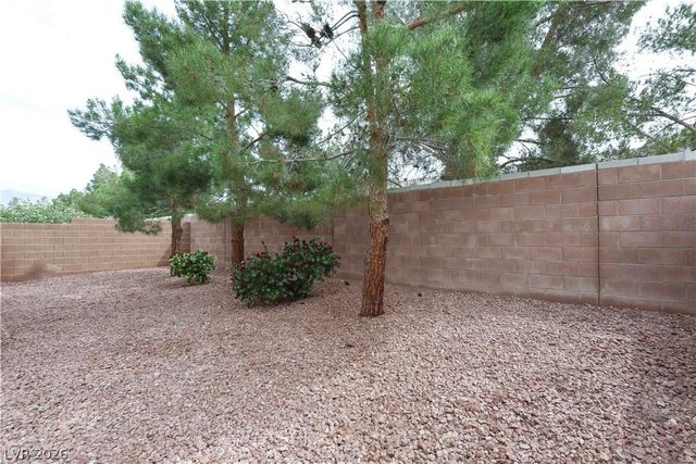 6928 Dipper Avenue, North Las Vegas, NV 89084
