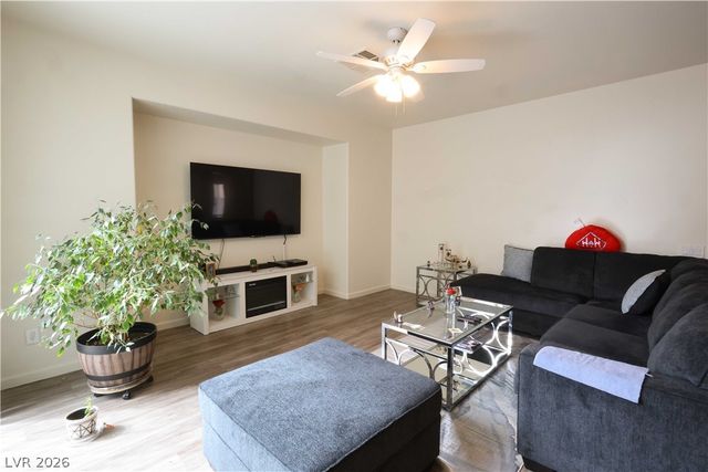 6928 Dipper Avenue, North Las Vegas, NV 89084