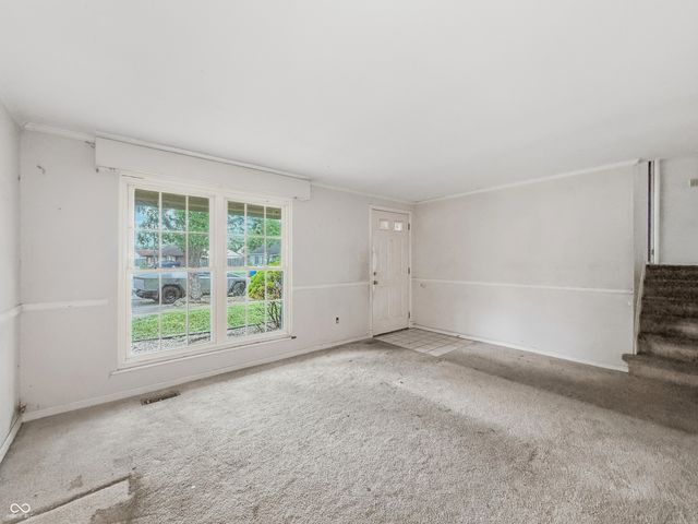 9520 Burrwood Court, Indianapolis, IN 46235
