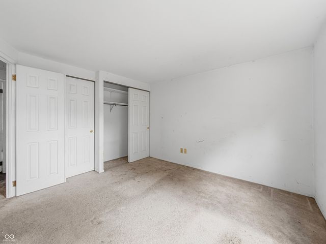 9520 Burrwood Court, Indianapolis, IN 46235