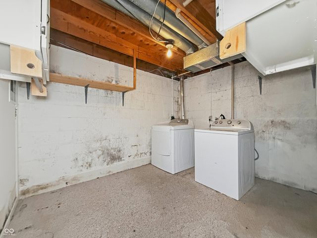 9520 Burrwood Court, Indianapolis, IN 46235