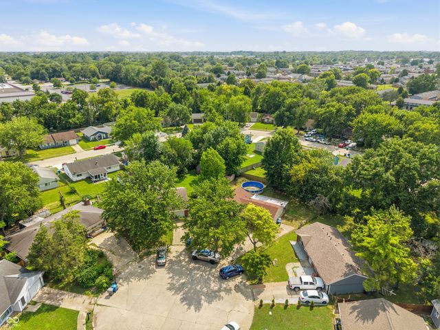 9520 Burrwood Court, Indianapolis, IN 46235