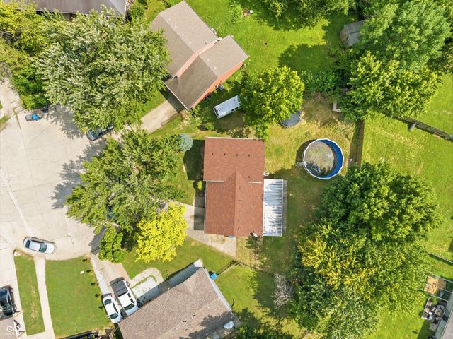 9520 Burrwood Court, Indianapolis, IN 46235