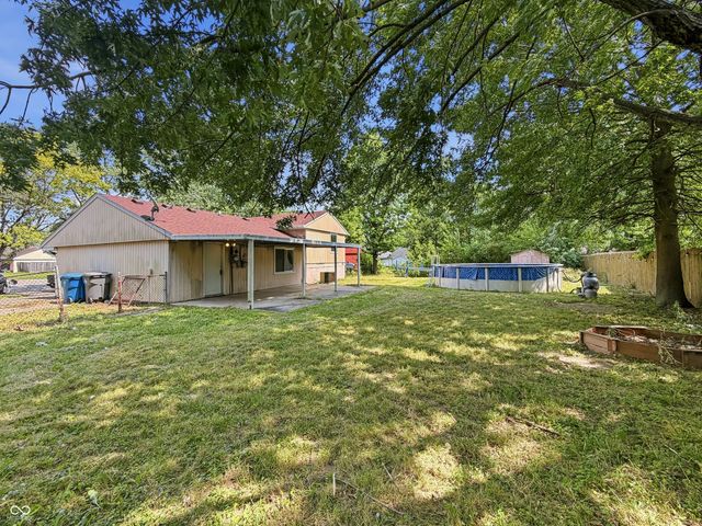 9520 Burrwood Court, Indianapolis, IN 46235