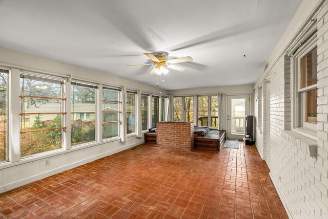 12 Edenwood Ln Lane, North Little Rock, AR 72116