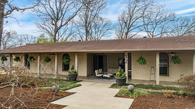 12 Edenwood Ln Lane, North Little Rock, AR 72116