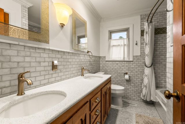 12 Edenwood Ln Lane, North Little Rock, AR 72116