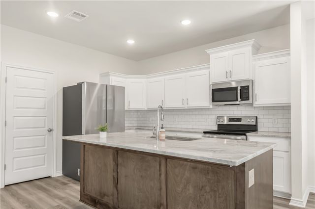 2509 Lightfoot Lane, Bryan, TX 77803