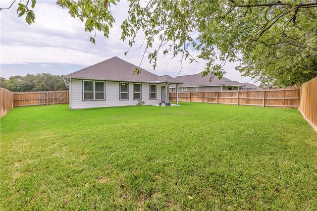 2509 Lightfoot Lane, Bryan, TX 77803
