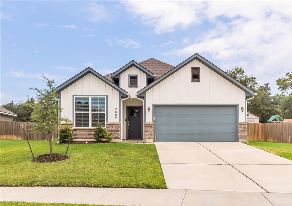2509 Lightfoot Lane, Bryan, TX 77803