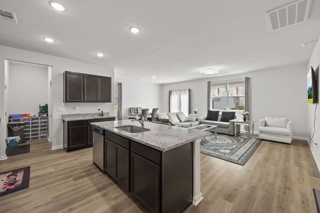 301 Oliver Way, Baxter, TN 38544