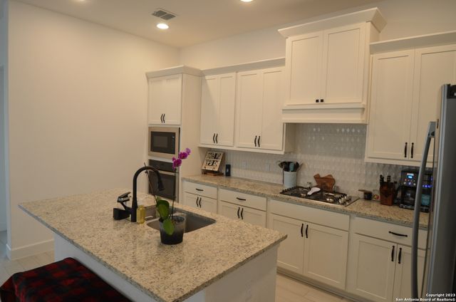 9417 Ironkeeper, San Antonio, TX 78254