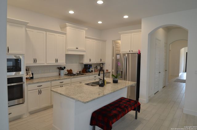 9417 Ironkeeper, San Antonio, TX 78254