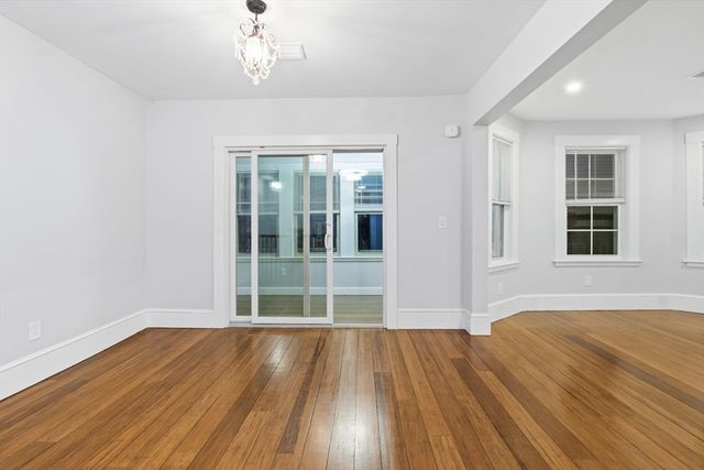 318 Concord Ave 2, Cambridge, MA 02138