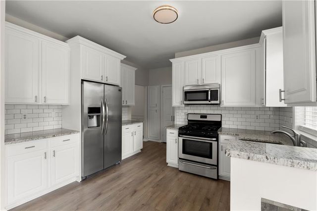 4256 Glenlake Parkway NW, Kennesaw, GA 30144