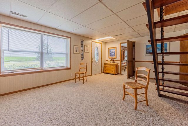 2410 E Oregon Trail, Janesville, WI 53546