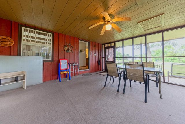 2410 E Oregon Trail, Janesville, WI 53546