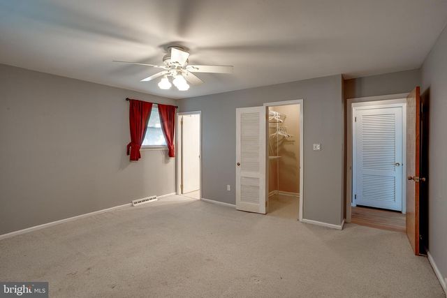 403 JAMAICA DR, Cherry Hill, NJ 08002