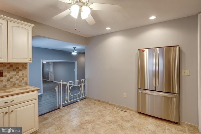 403 JAMAICA DR, Cherry Hill, NJ 08002