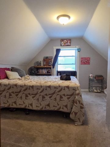 215 Park St, Malone, NY 12953