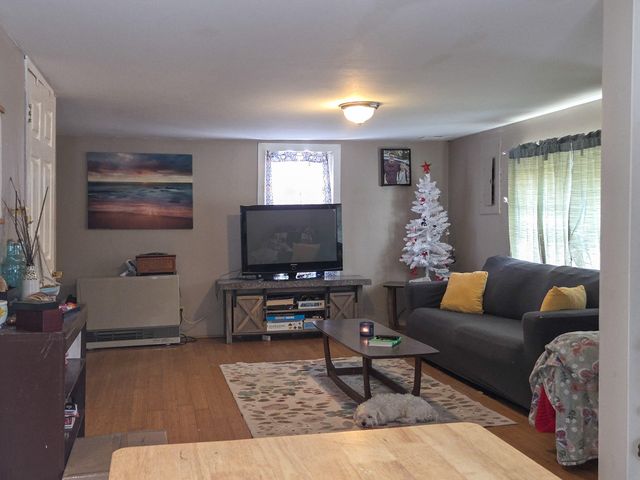 215 Park St, Malone, NY 12953