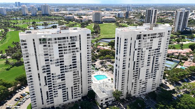 20225 NE 34th Ct 817, Aventura, FL 33180