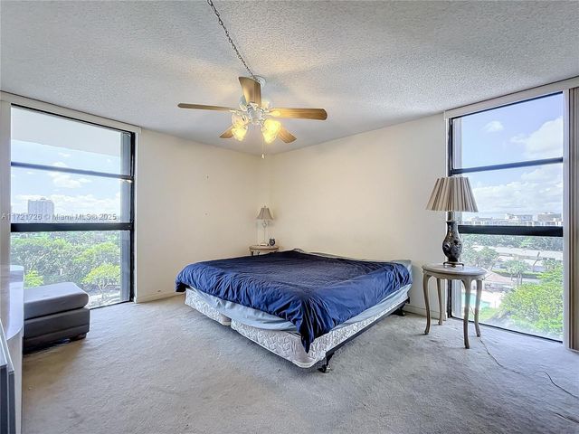 20225 NE 34th Ct 817, Aventura, FL 33180