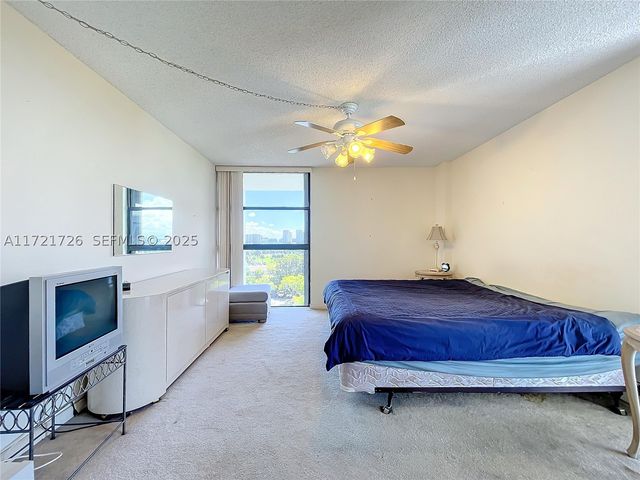 20225 NE 34th Ct 817, Aventura, FL 33180