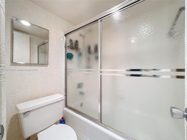 20225 NE 34th Ct 817, Aventura, FL 33180