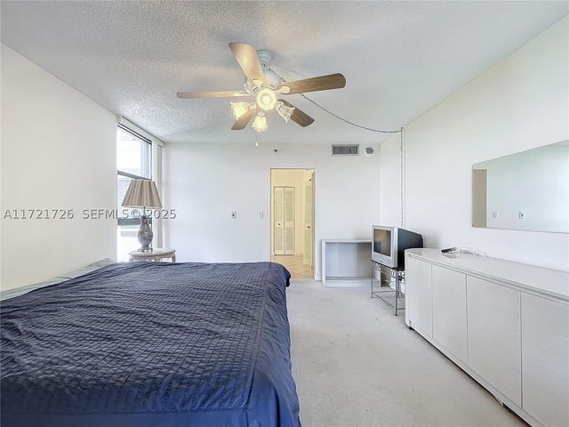 20225 NE 34th Ct 817, Aventura, FL 33180