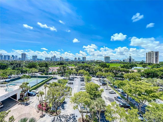 20225 NE 34th Ct 817, Aventura, FL 33180