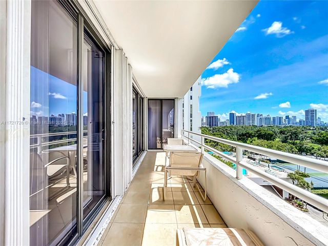 20225 NE 34th Ct 817, Aventura, FL 33180